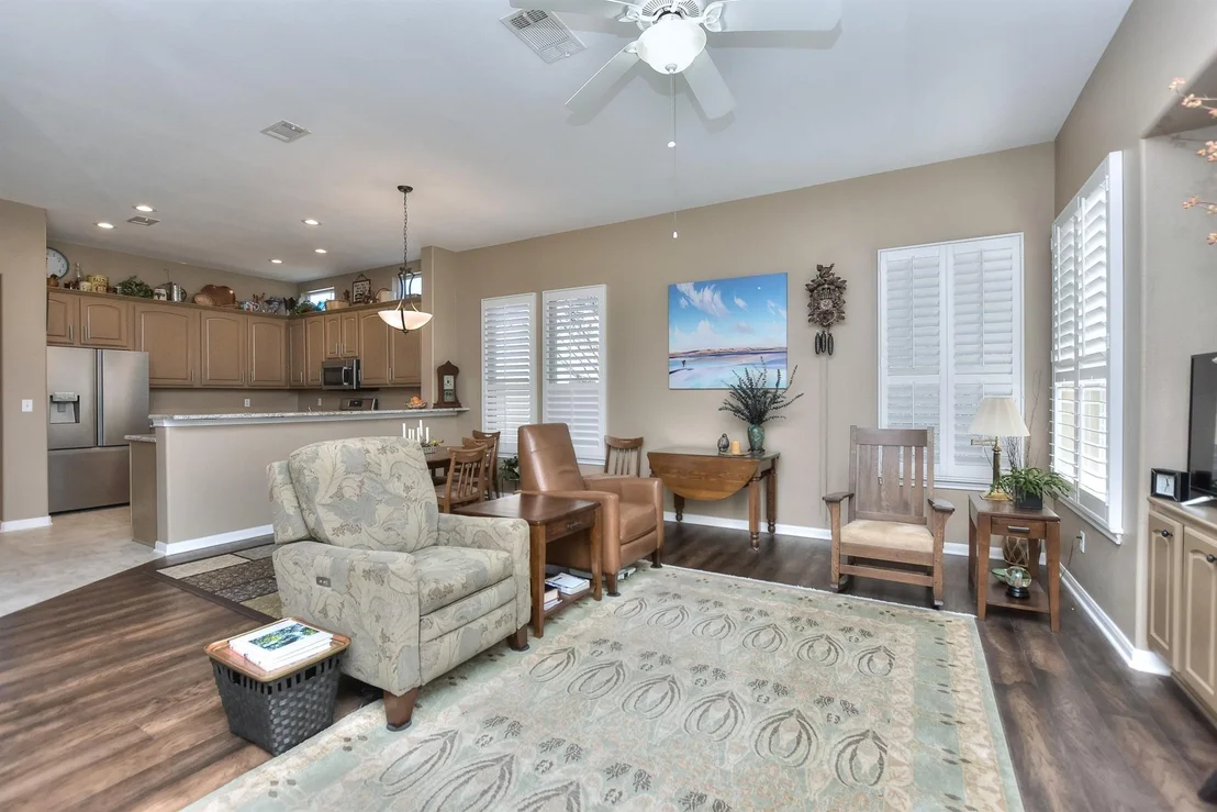 Photo of 111 Juniper Berry TRL
