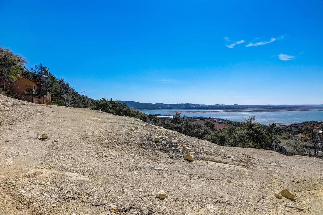 Photo of 14000 & 14002 Skyline DR