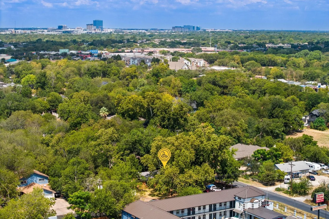 Photo of 9106 Capitol DR