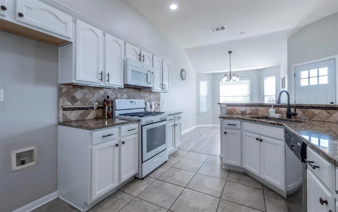 Photo of 1002 Stewart DR