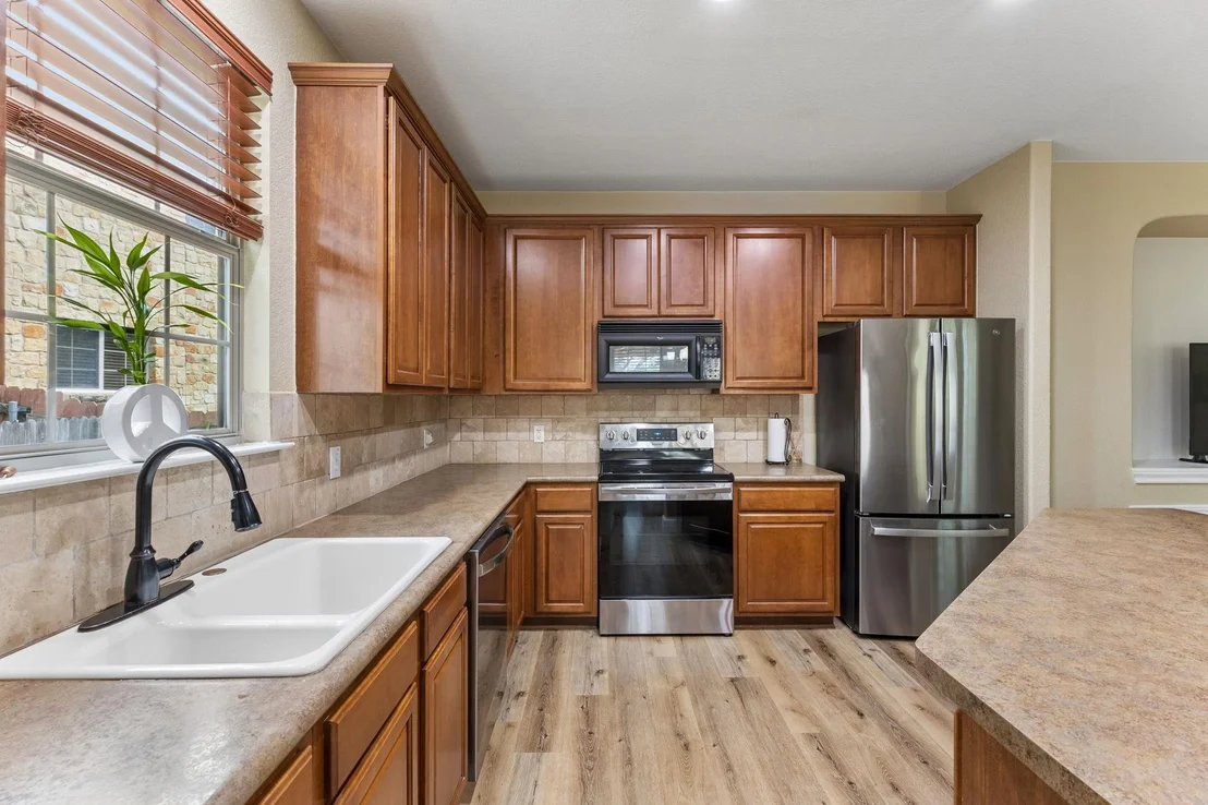 Photo of 309 Island Oak DR