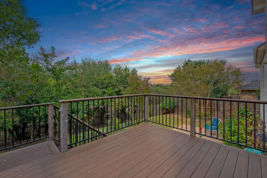 Photo of 220 Canterbury DR