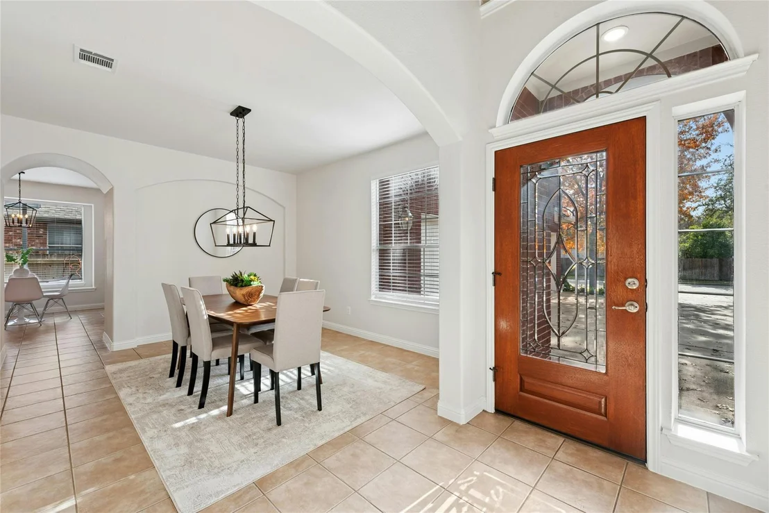 Photo of 2605 Mancuso BND