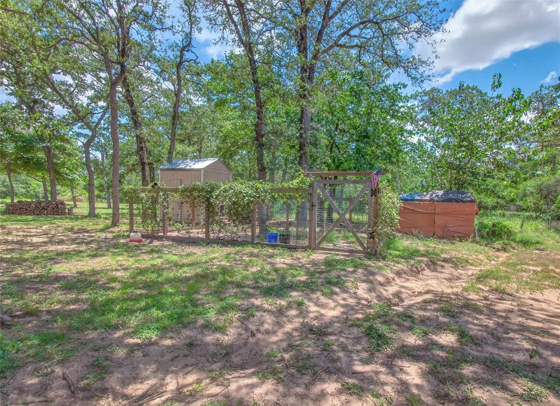 Photo of 153 Ironstone RD