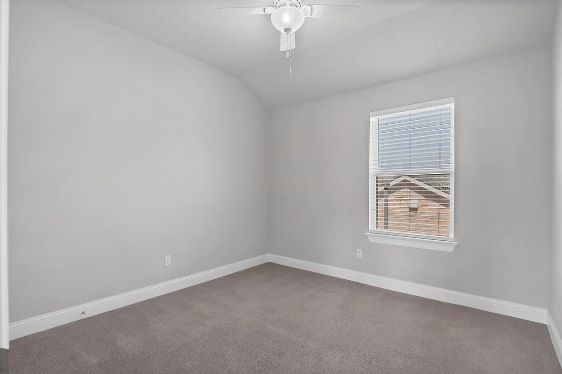Photo of 2404 Burberry LN