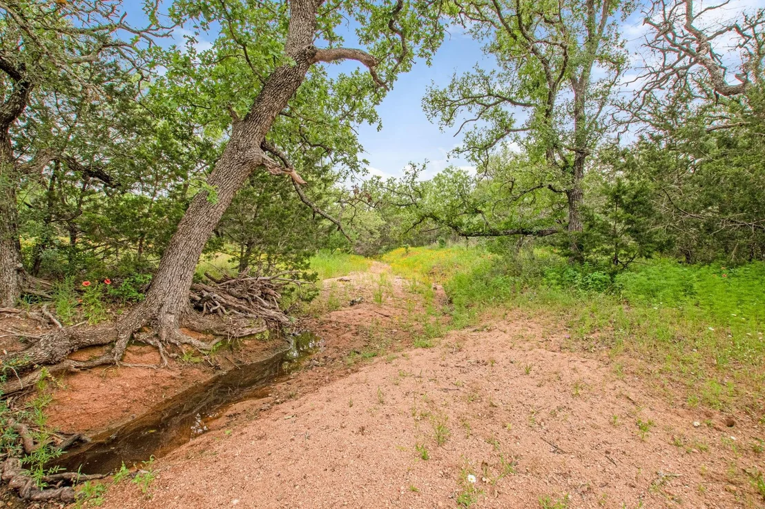 Photo of 9325 Ranch Road 2241 RNCH