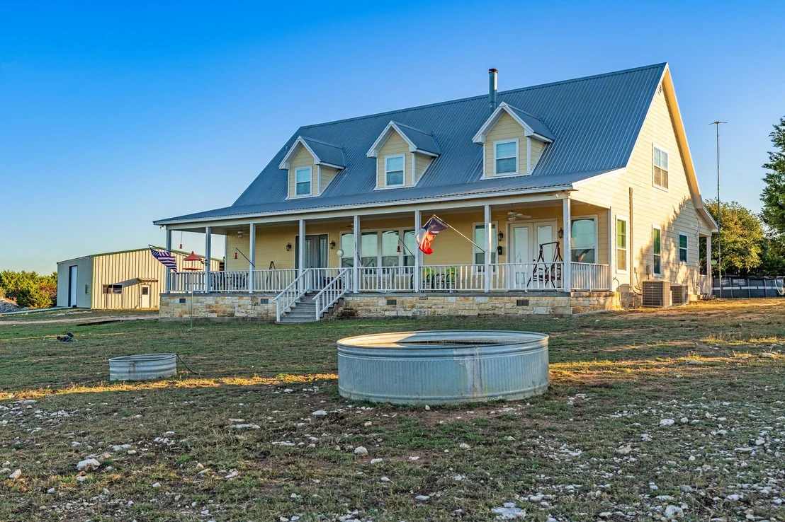Photo of 4237 County Road 330 RD