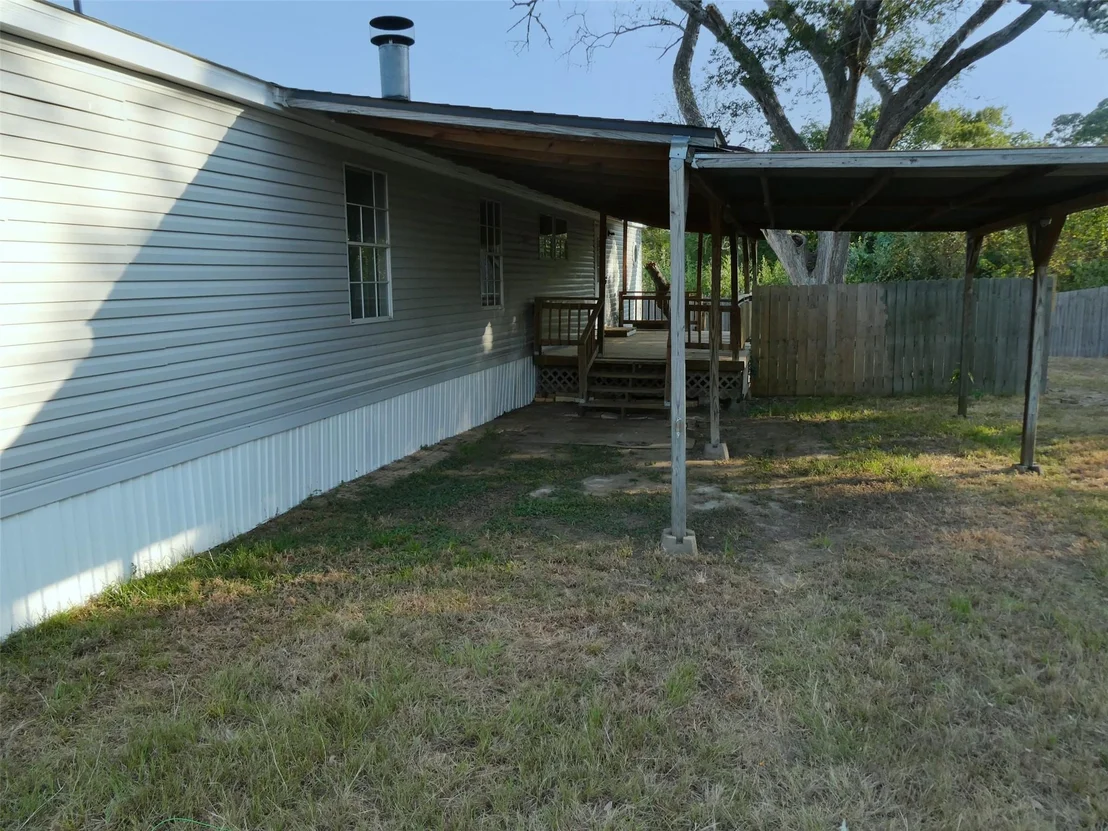 Photo of 1227 HIGHWAY 71 W