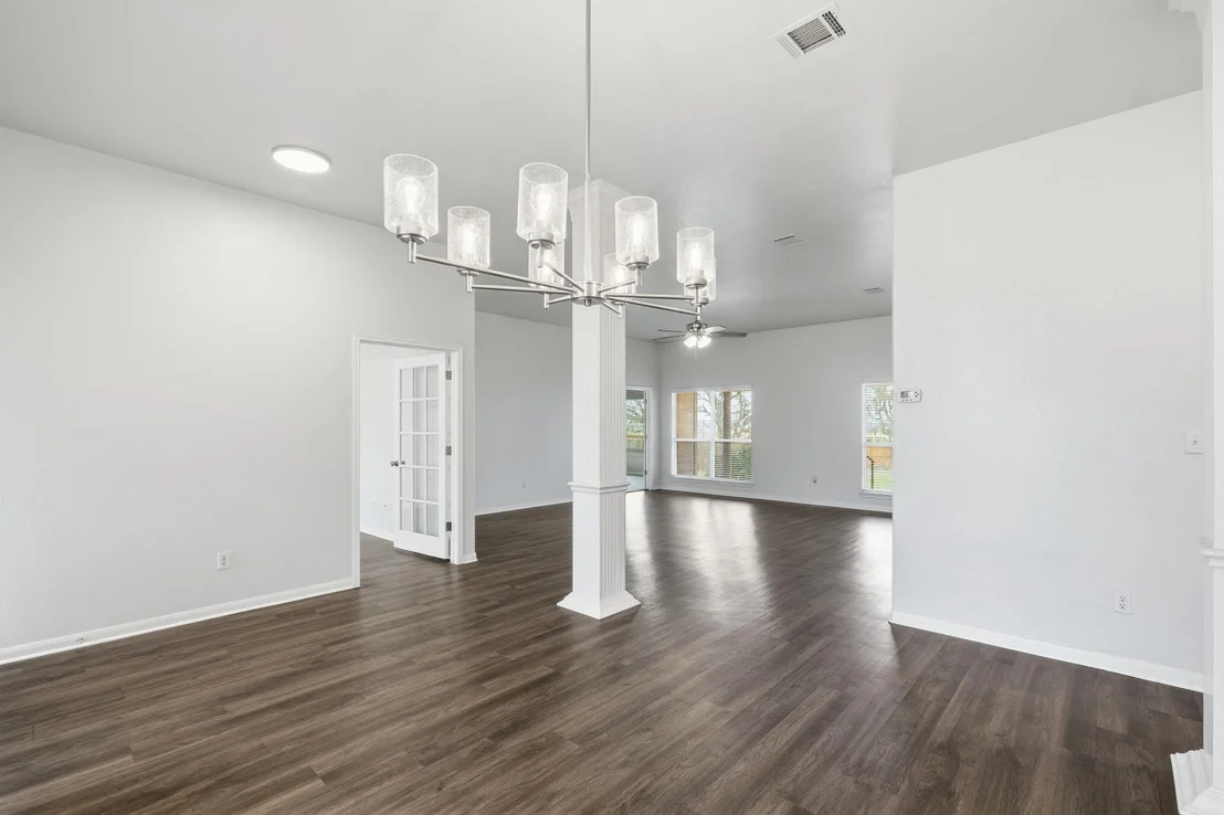 Photo of 102 Bosque DR