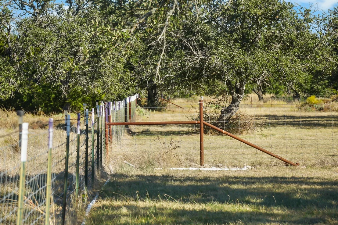 Photo of 6588 Starks RD