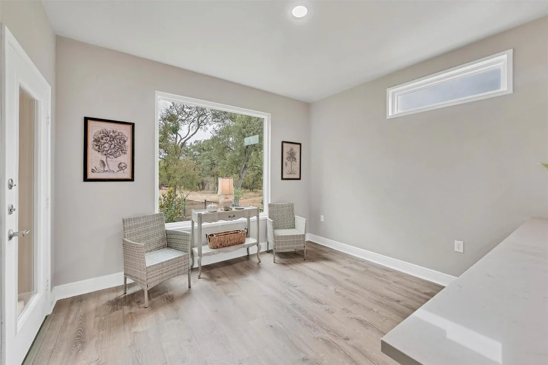 Photo of 104 Larkspur LN