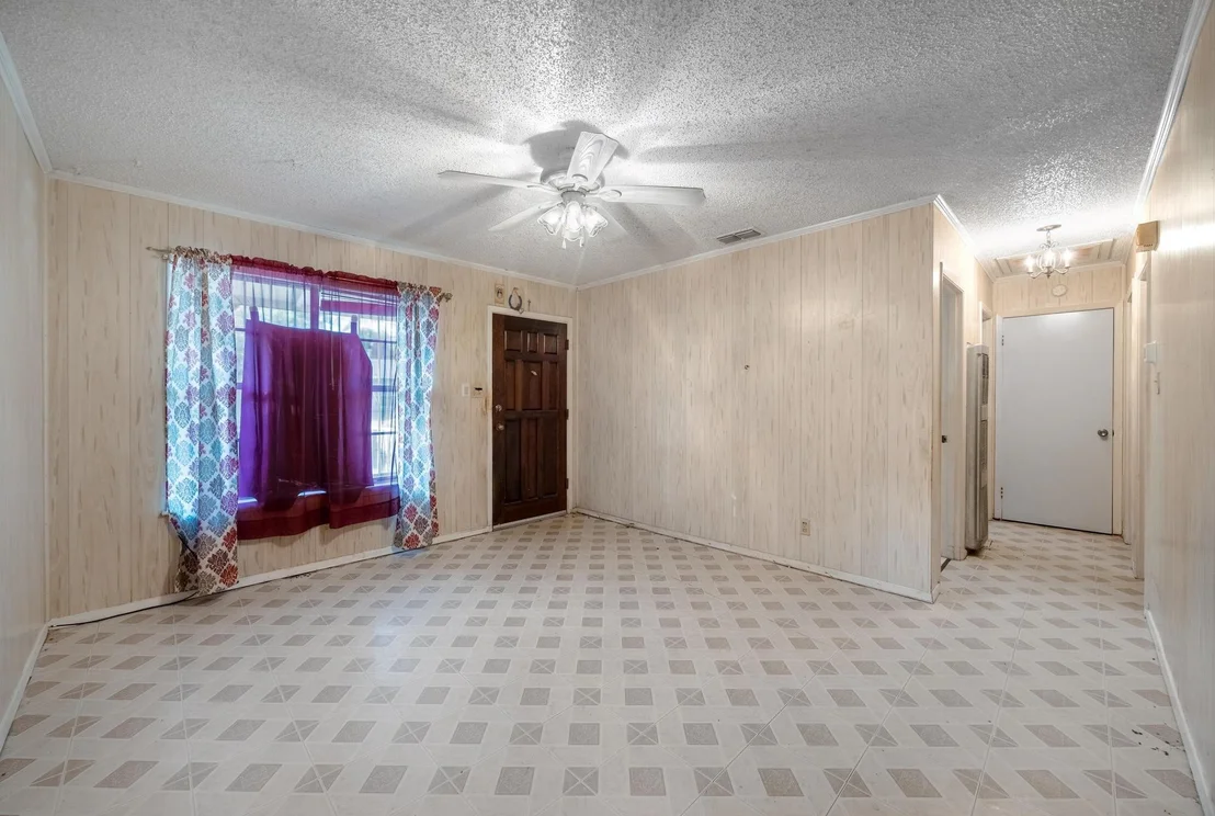 Photo of 4705 Enchanted LN