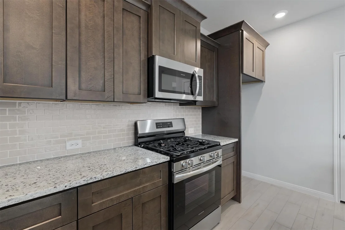 Photo of 313 Stellar Wind DR