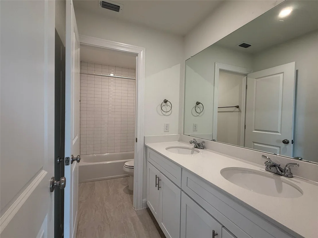 Photo of 132 Tenny LN