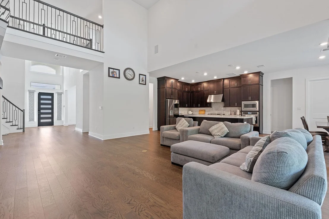 Photo of 1616 Illawarra WAY
