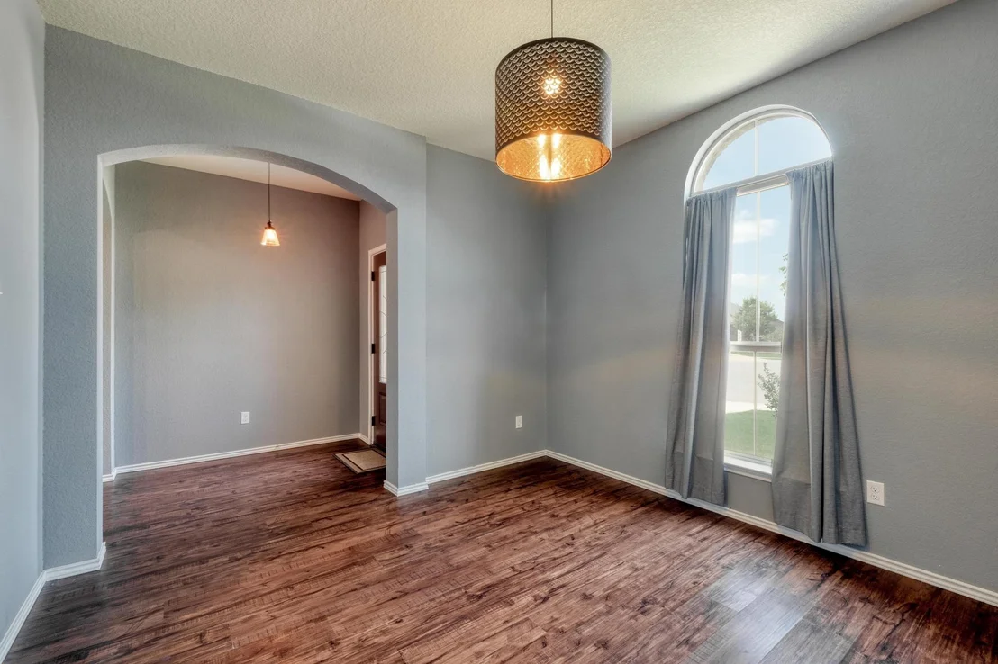 Photo of 125 Lillian DR