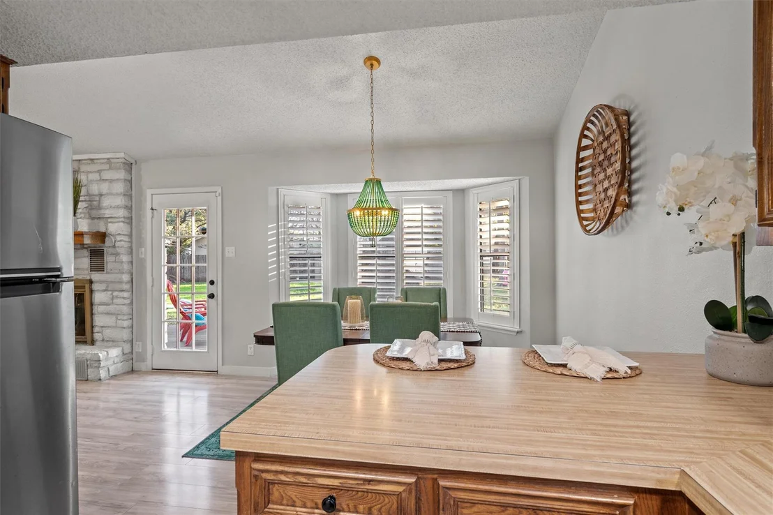 Photo of 702 Bosque TRL