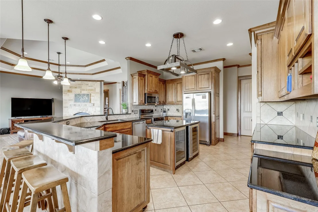 Photo of 610 Deckhouse DR