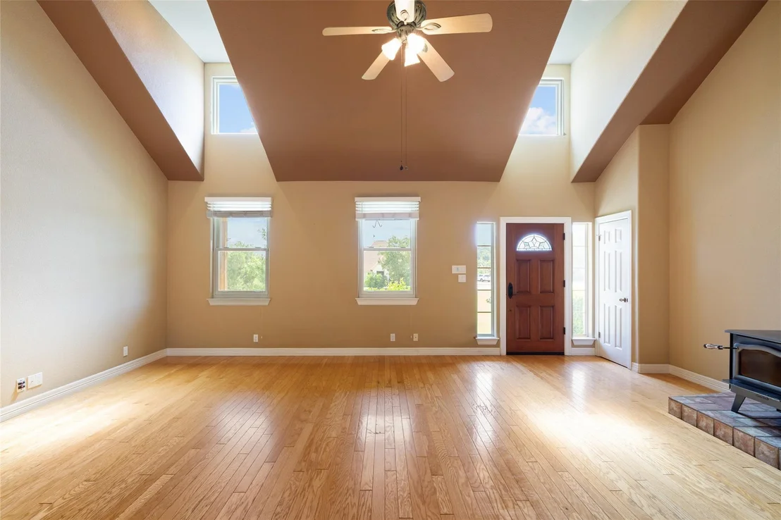 Photo of 221 Chaparral RD