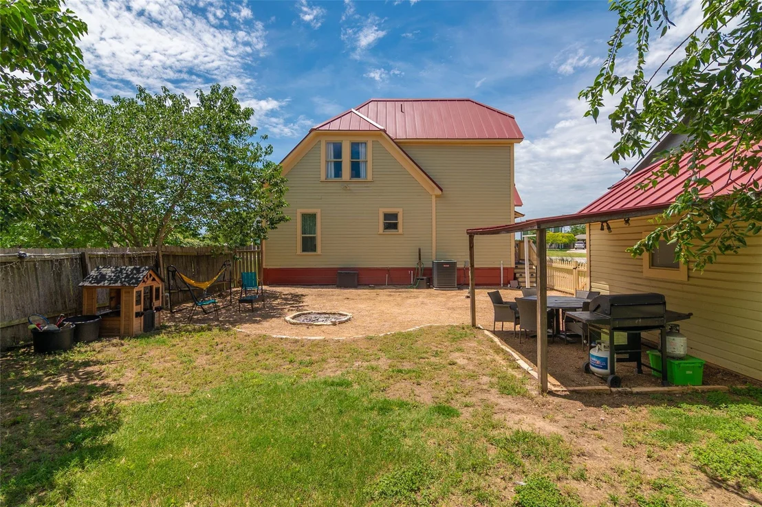Photo of 204 Prim Rose ST