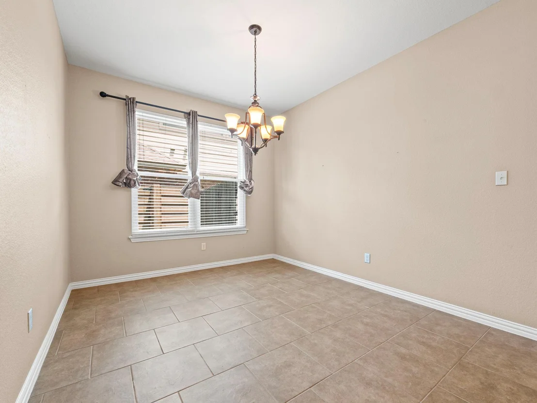 Photo of 1341 Talley LOOP