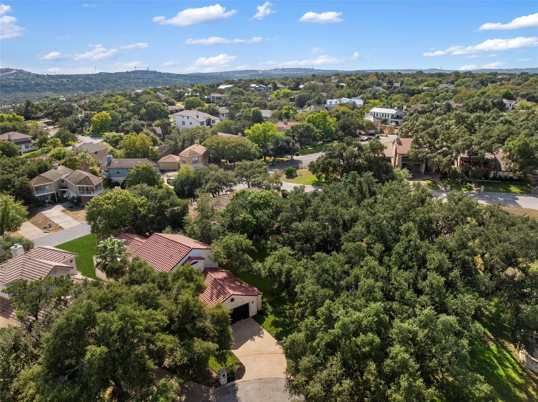 Photo of 117 Oakbluff CV