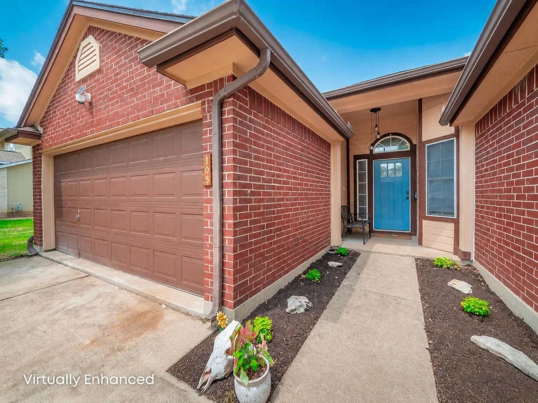 Photo of 105 Dogwood DR