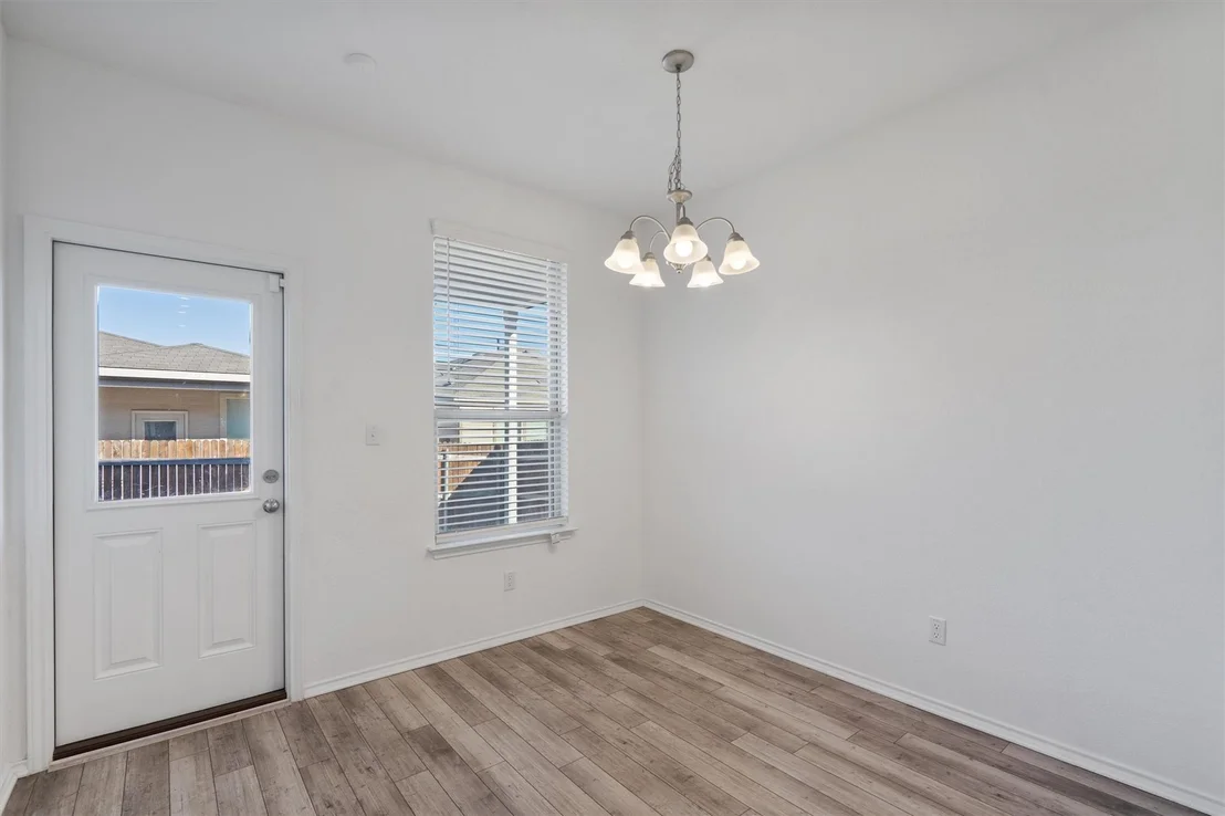 Photo of 337 Harper LN
