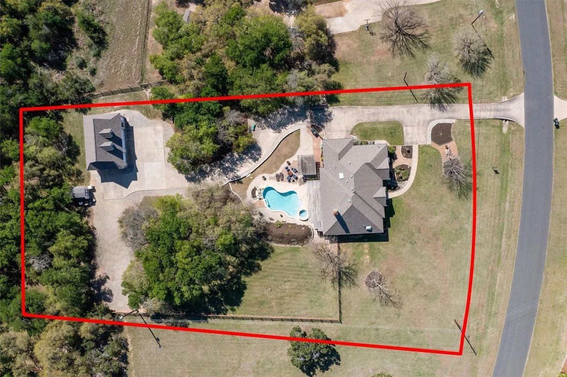 Photo of 200 Four T Ranch RD