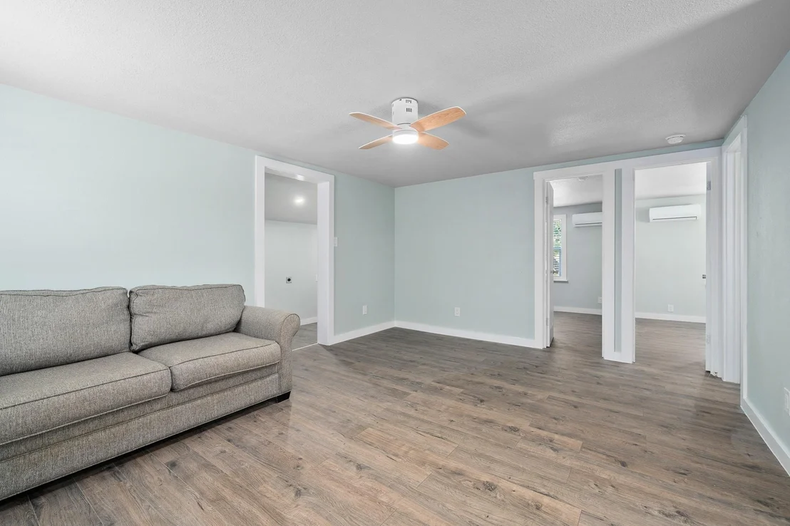 Photo of 248 Post Oak LN