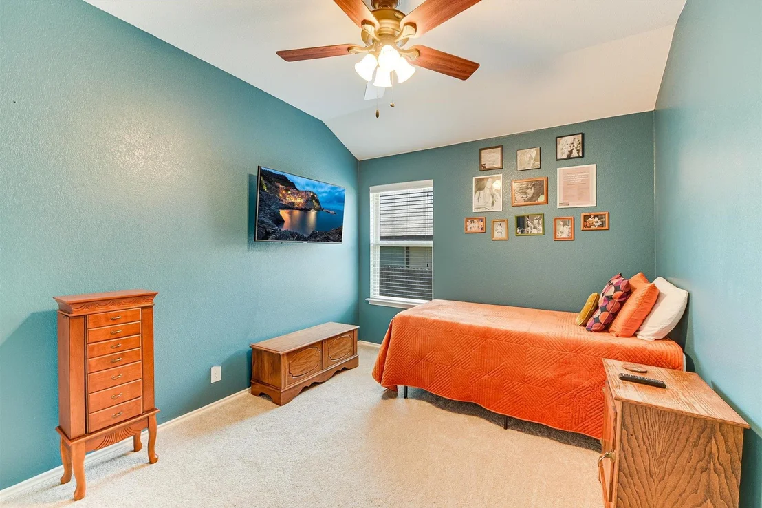 Photo of 536 Dragon Ridge RD