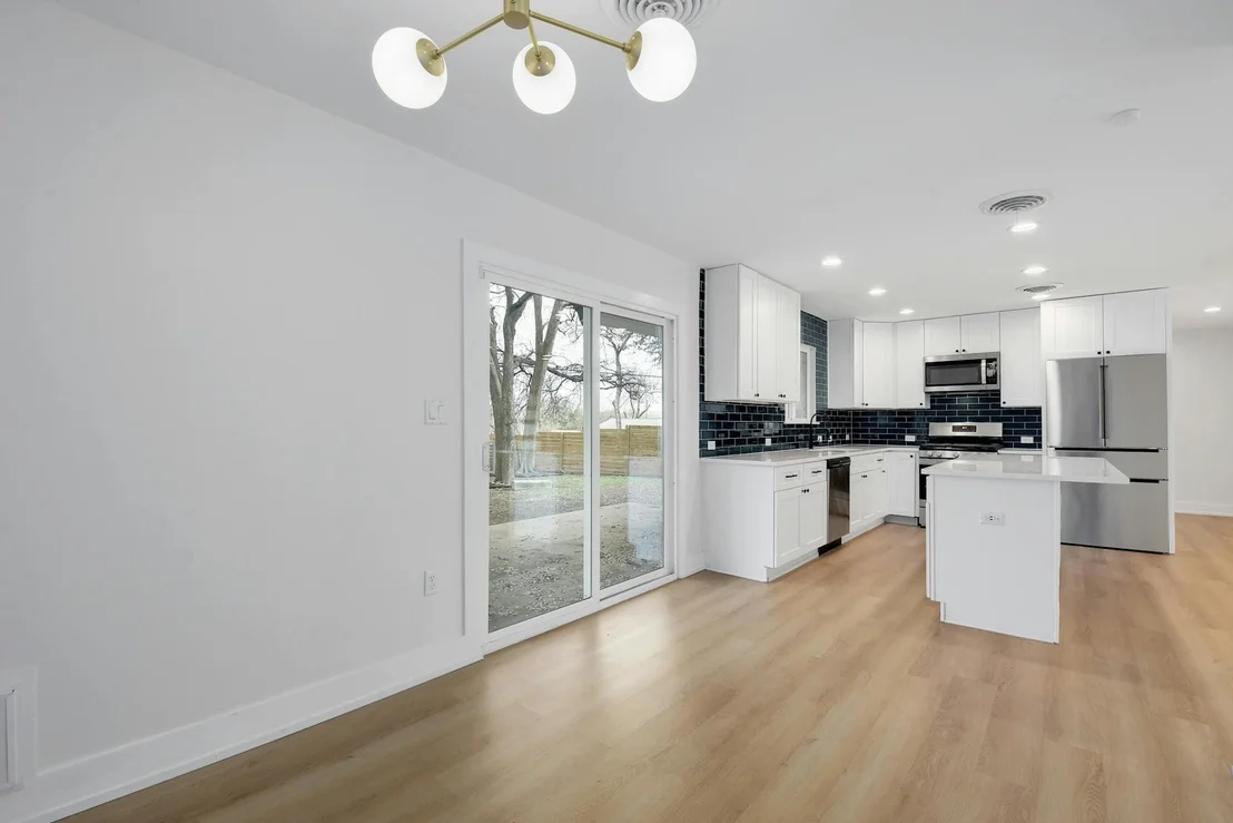 Photo of 2300 Fair Oaks DR