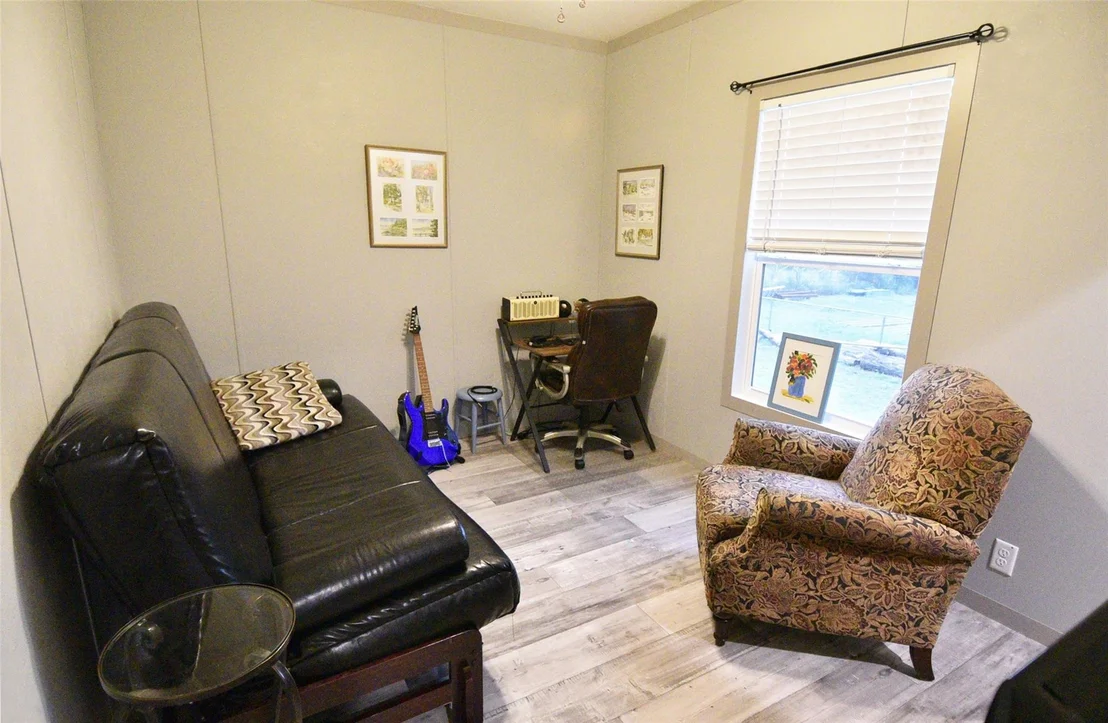 Photo of 107 Village LN