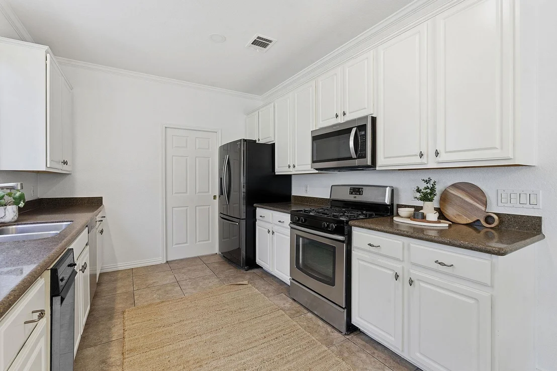 Photo of 2310 Eleanor WAY