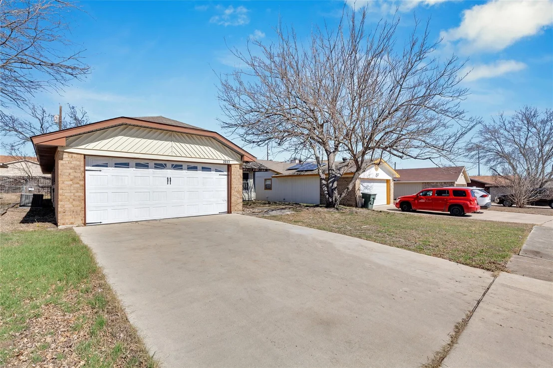 Photo of 2017 Corona DR