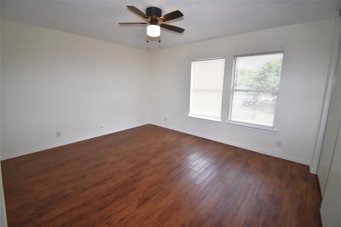 Photo of 1117 Porterfield DR