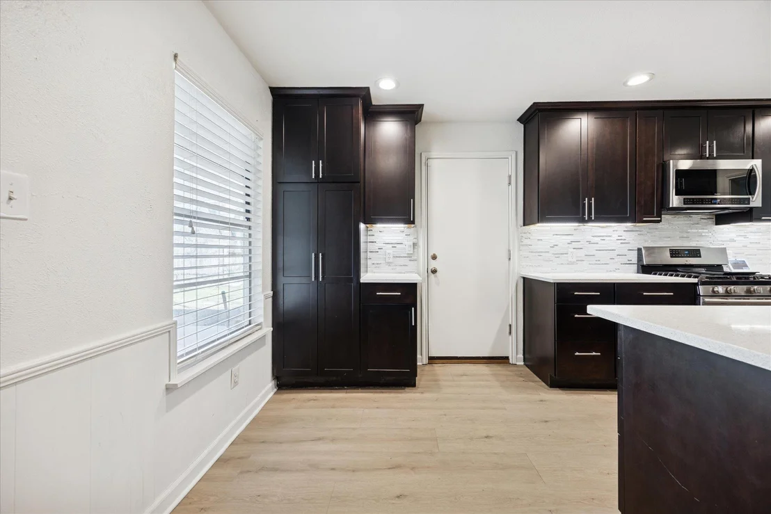 Photo of 10512 Walnut Bend DR