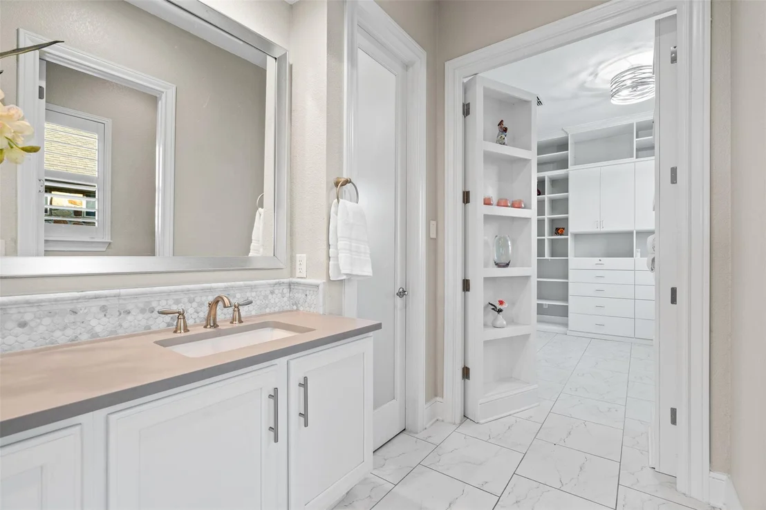 Photo of 124 Cherokee Rose CIR