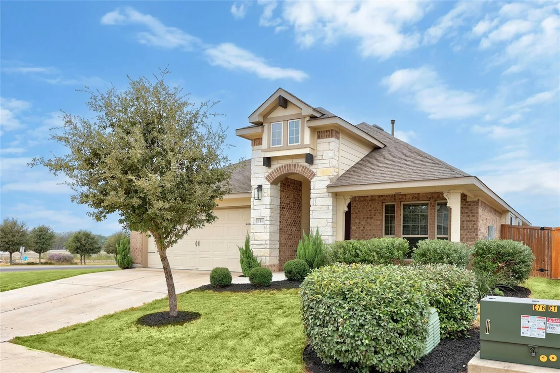 Photo of 121 Headwind WAY