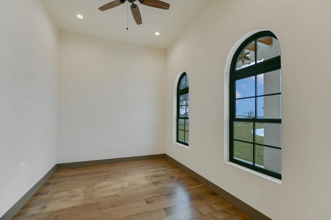 Photo of 401 Eagle Ridge