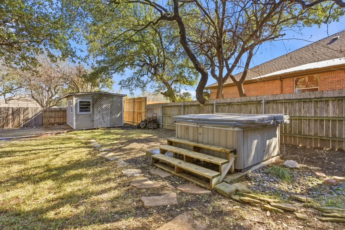 Photo of 2310 Eleanor WAY