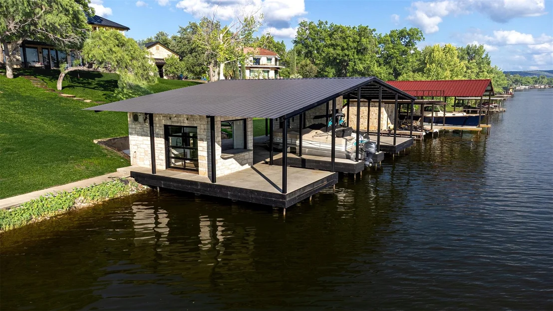 Photo of 237 Waters Edge