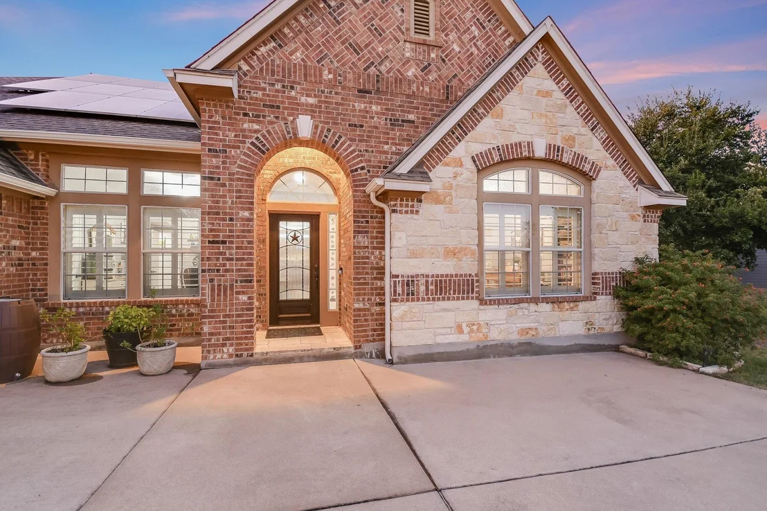 Photo of 300 Wesley Ridge DR