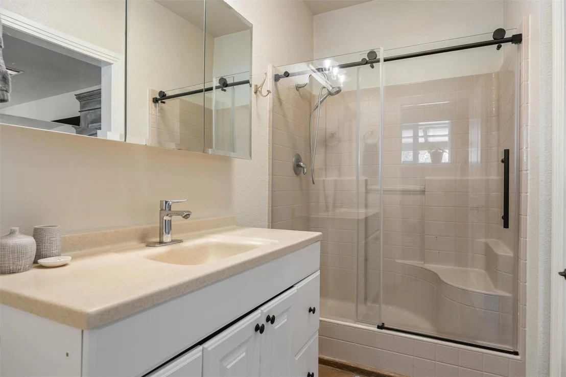 Photo of 2150 County Road 282