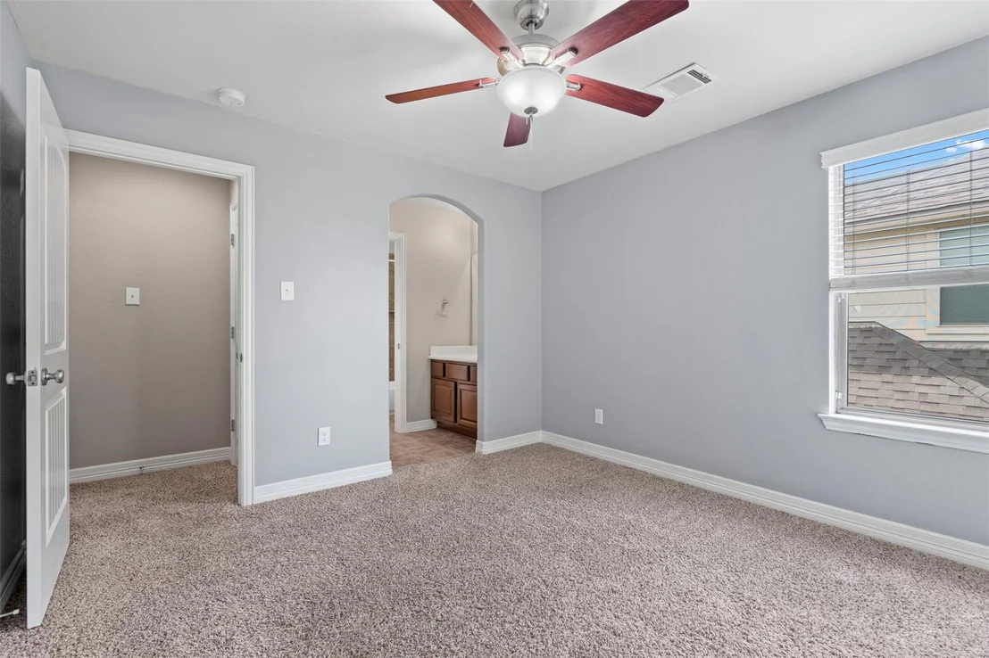 Photo of 3041 Agave LOOP