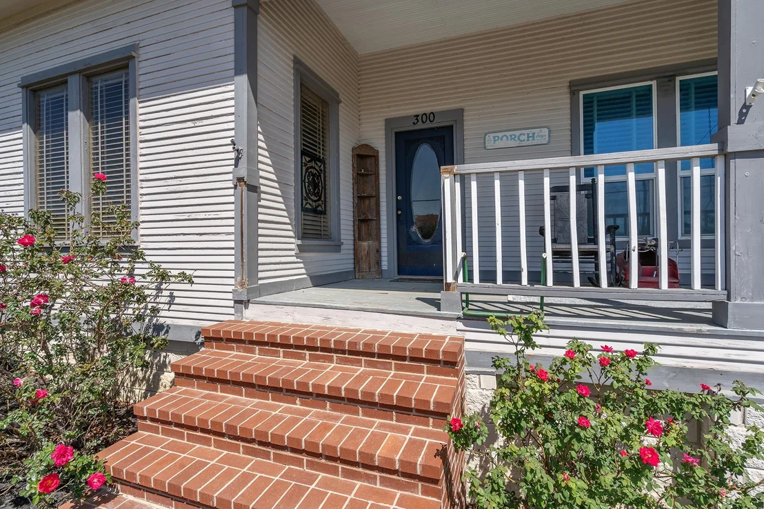 Photo of 300 Herrin ST