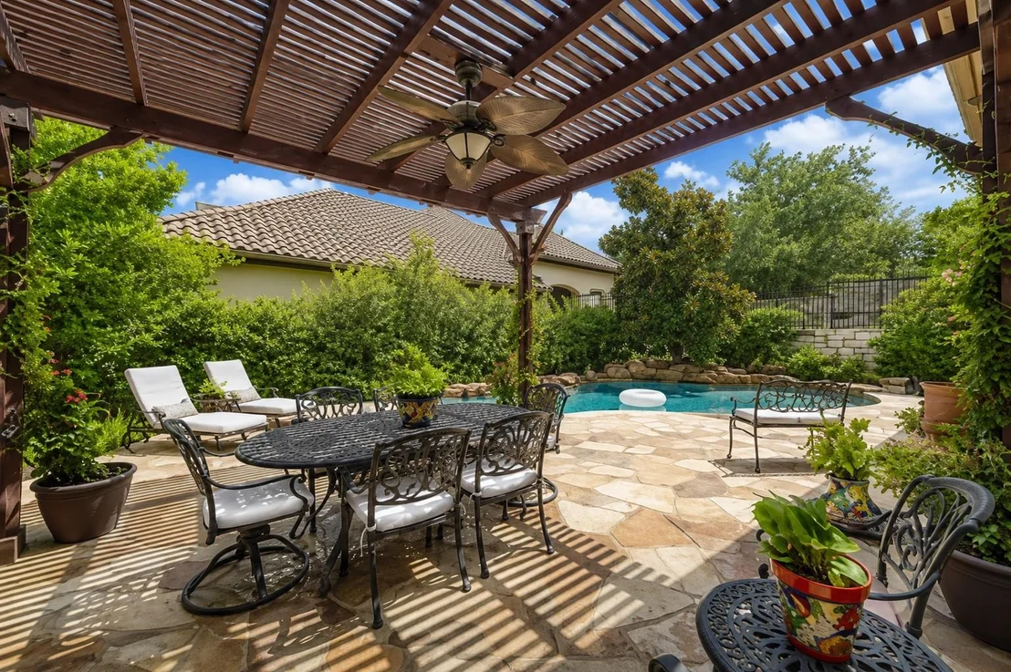 Photo of 111 WHITLEY DR
