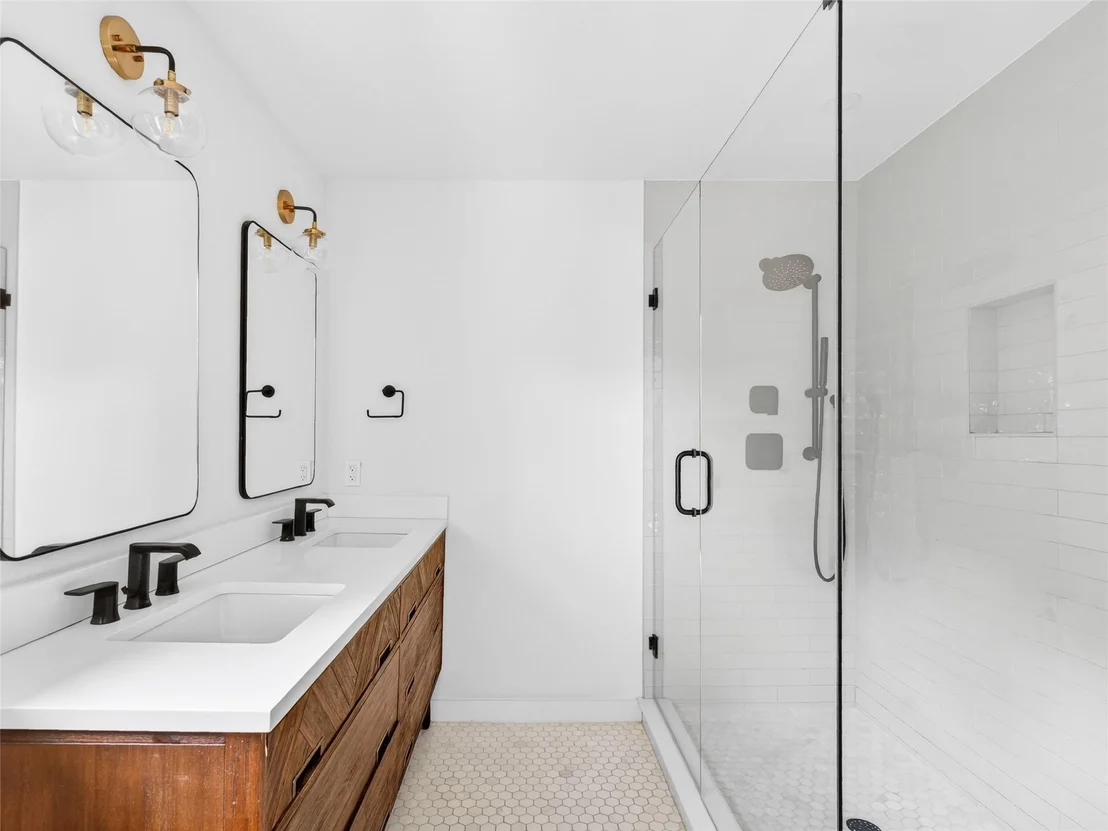 Photo of 3218 Western DR