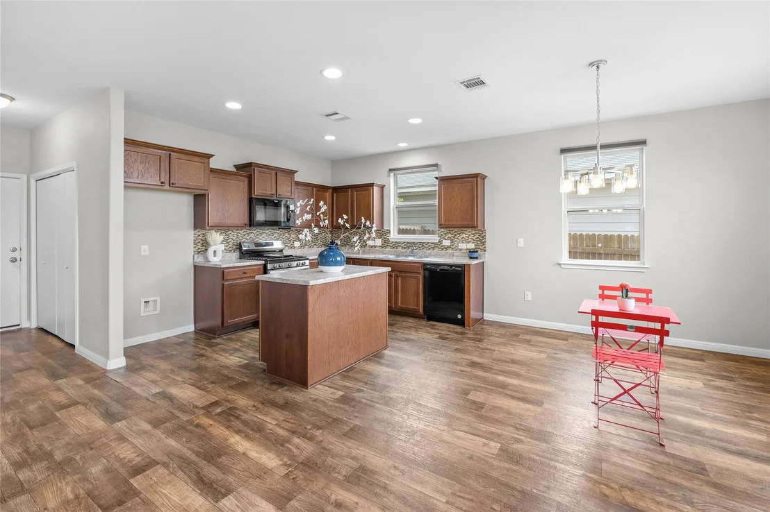 Photo of 139 Corvid DR