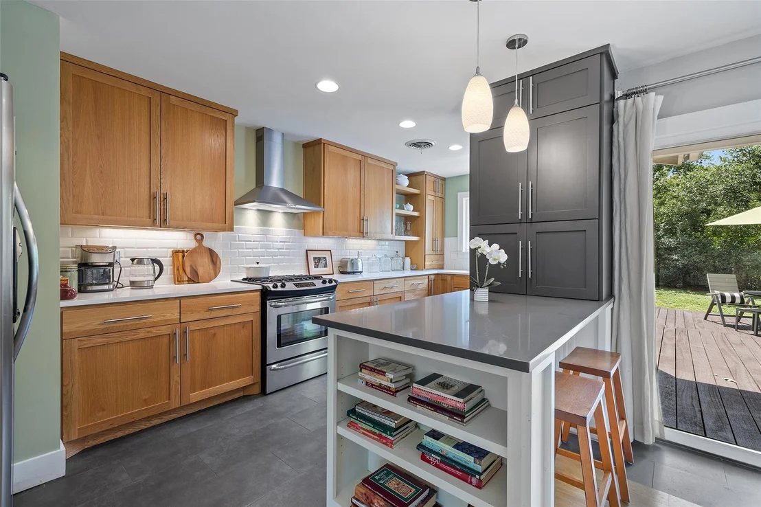 Photo of 2706 Nottingham LN